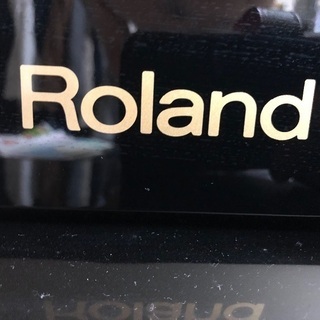 電子ピアノRoland 椅子付き❣️多少傷あり。