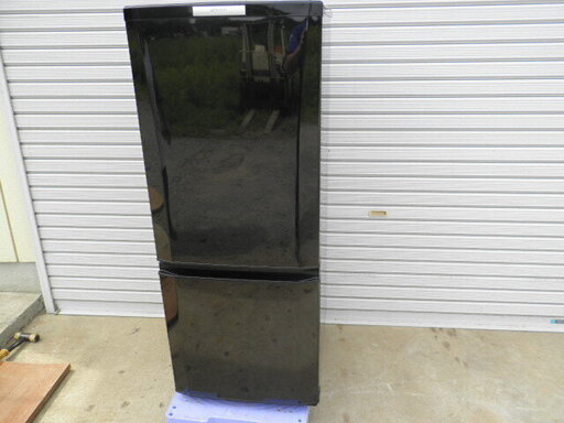 冷蔵庫フェア 在庫多数格安 三菱MR-P15X ２ドア 冷凍冷蔵庫 ２０１４年 美品 無料配送（弊社から２０キロまで）値下げ