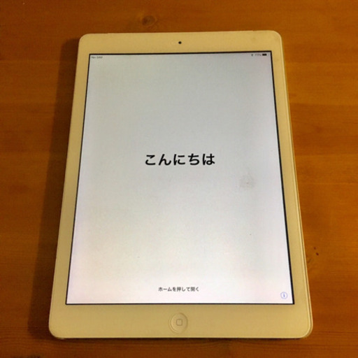 iPad Air 16GB Wi-Fi+Celler シルバー