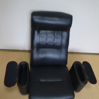 座椅子：回転・折り畳み・肘ポケット付き・リクライニング