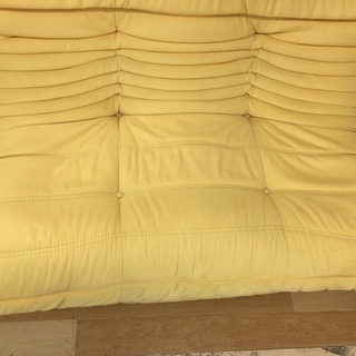 ligne　roset（リーンロゼ）イエロー　2人掛けソファー【トレファク　岸和田】