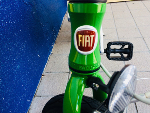FIATの折りたたみ自転車です。