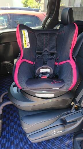エールベベ クルット 3i グランス シグナルレッド チャイルドシート