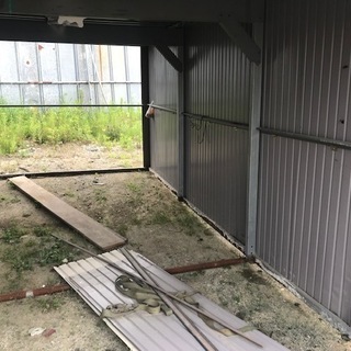 1棟20万円早い者勝【格安】ガレージ　車庫　カーポート　倉庫　納屋　2820×5600×1800