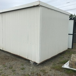 1棟20万円早い者勝【格安】ガレージ　車庫　カーポート　倉庫　納屋　2820×5600×1800