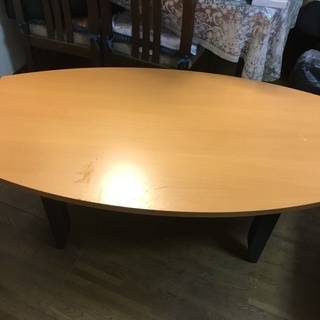 英国IKEA オバール型　コーヒーテーブル