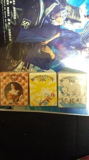 ink WHITE、sunshine yellow、 ORANGE  ink 3種類 ジャニーズ V6