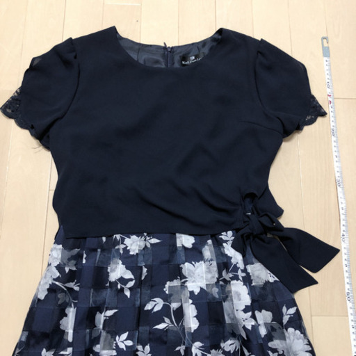 Karl Park Lane カールパークレーン ワンピース 紺花柄 9号 M しぃーたま 箱崎のワンピース の中古 古着あげます 譲ります ジモティーで不用品の処分 Karl Park Lane カールパークレーン ワンピース 紺花柄 9号 M しぃーたま 箱崎のワンピース の中古 古着あげます 譲ります ジモティーで不用品の処分