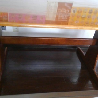 テーブル(長方形)1台　椅子(回転式)17台　セット！