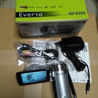JVCビデオカメラGZ-E220