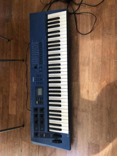 YAMAHA CS1X 本格的EDM用シンセサイザー | humanication.co.il
