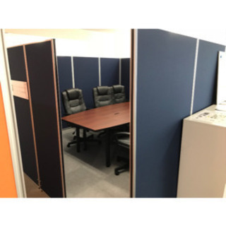 事務所移転につき事務机、椅子、パーティション、商談机⭐︎新たに事務所を作られる方