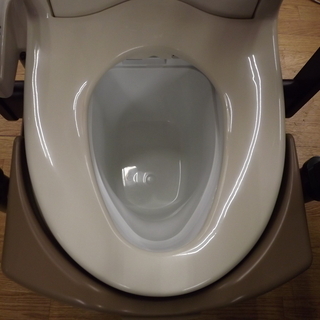 美品 パナソニック 家具調トイレ シャワポット 2017年製 PN-L21525 介護用品 ひじ掛け昇降 温水洗浄　札幌　西岡店　