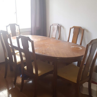 ダイングセット（テーブル；椅子６個）
