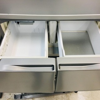 6ヶ月間の保証付き】SANYO 400L5ドア冷蔵庫【トレファク越谷店