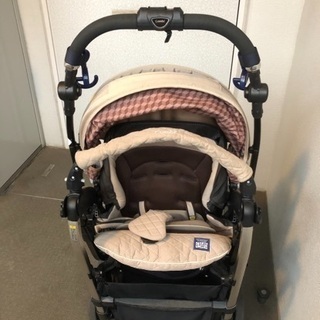 【お値下げしました】ポールネンドのおもちゃ付き！コンビベビーカー