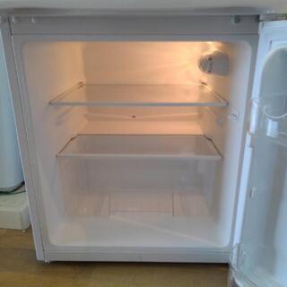 2016年製 2ドア冷蔵庫 90㍑ 中国製