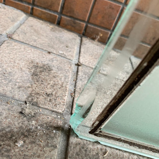 店舗のガラス 中古 透明 西宮市 