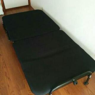 折り畳み式ベッド 簡易ベッド 美品