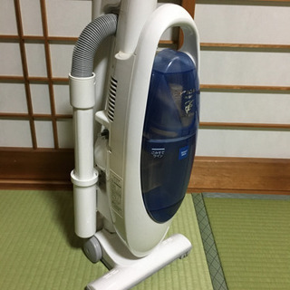 HITACHI サイクロン掃除機(ハンディ 独立型)