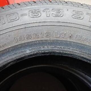 145R13 8PR 300キロ使用のバリ山です。 来店取付OK】バリ山 中古タイヤ&アルミセット 145R13 6PR 4本セット 軽