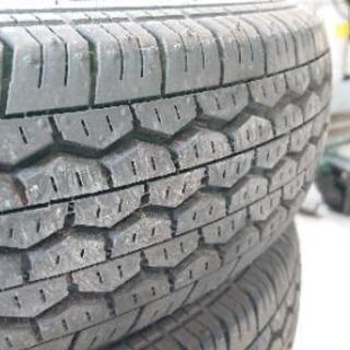 145R13 8PR 300キロ使用のバリ山です。 145R13 8PR 300キロ使用のバリ山です。 【公式通販】