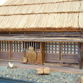 ジオラマ 古民家 藁葺き屋根 庭付き 模型 レトロ ☆ PayPay(ペイペイ