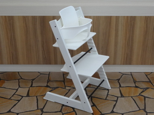 成約致しました♪■STOKKE■トリップトラップ ベビーセット付 ホワイト 販売致します♪