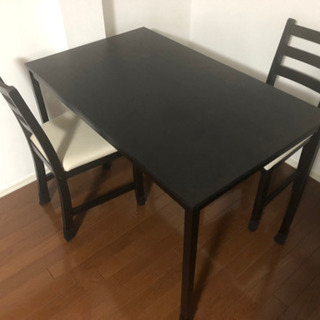 IKEA★ダイニングテーブル、椅子2脚セット★引き取りに来れる方