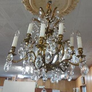 大型シャンデリア