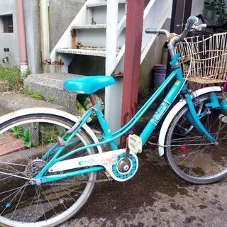 無料　自転車 22インチ タイヤがパンクしています。