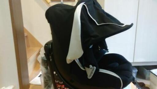 商談中　美品　エールべべ　クルットNT 　チャイルドシート