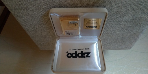 zippo 1000個限定品　gold仕上げ　シリアルナンバー0698　未使用品