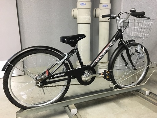 送料0円無料 新品の子供自転車 22インチ ブラック小学生向け乗り未使用品