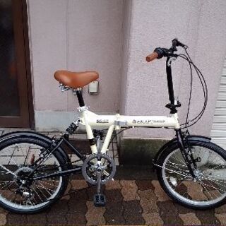 美品☆[Mypallas]SMART SC-07 (R)サス付き 20吋折り畳み自転車 外装6段/アイボリー