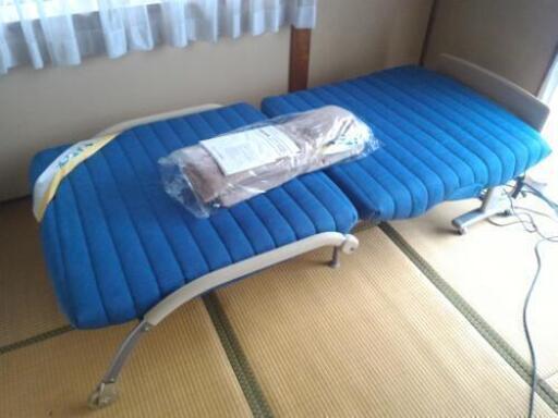 折り畳み式　電動介護用ベット