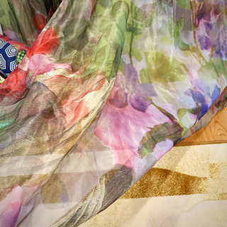 芸術的なレースのカーテン【クリエイションバウマン】（2枚）「値下げしました」