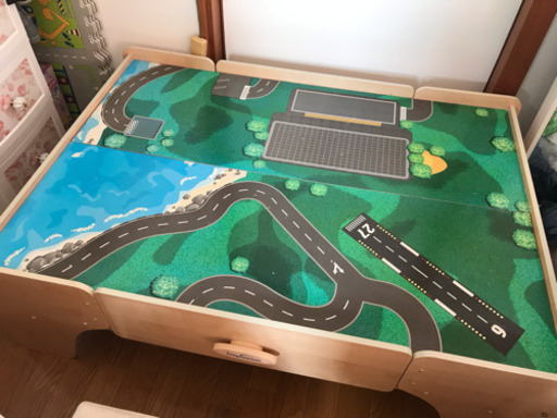 プレイテーブル トミカ プラレール レゴ Ny 東加古川の収納家具 子供部屋用収納 の中古あげます 譲ります ジモティーで不用品の処分 プレイテーブル トミカ プラレール レゴ Ny 東加古川の収納家具 子供部屋用収納 の中古あげます 譲ります ジモティーで不用品の処分