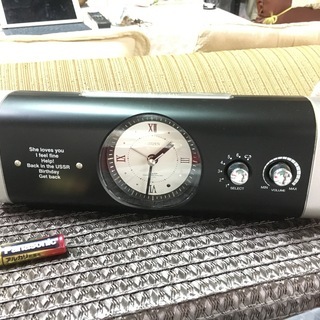 CITIZEN レトロシックな目覚まし電波時計（中古）ビートルズ...