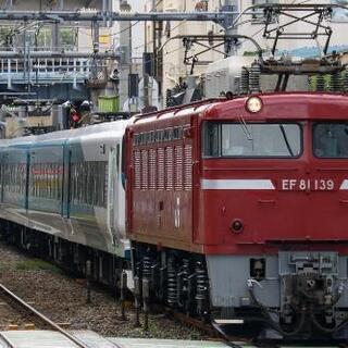 鉄道写真 JR東日本 E257系2000番台 配給輸送