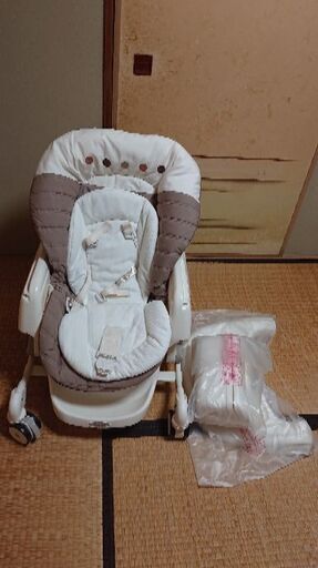 【引取のみ】【美品】コンビ ネムリラ オートスイング ココアブラウン