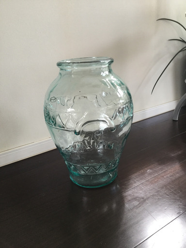 大きなガラスの金魚鉢 値下げしました クリ 宝塚のその他の中古あげます 譲ります ジモティーで不用品の処分