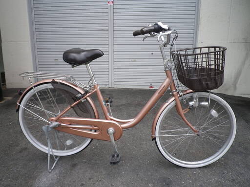 小柄な女性の方 大きな自転車が少し心配な方へ…24インチの婦人車 