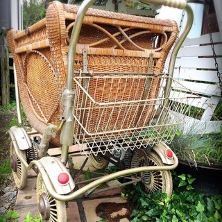 昭和レトロ☆籐の乳母車☆アンティーク