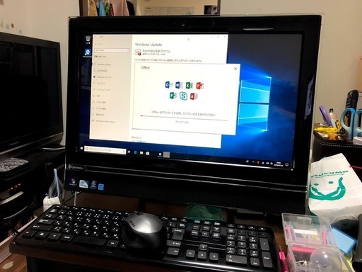 FUJITSU デスクトップPC 一体型デスクトップ タッチパネル FMVW77