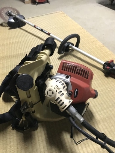 ゼノア 背負式刈払機 草刈機 くるくるカッター BKZ305EZ