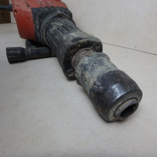 ヒルティ 電動ハンマドリル TE905 ジャンク品 HILTI 建設 建築 現場 削 