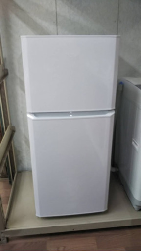 【リサイクルサービス八光　田上店　安心の3か月保証　配達・設置OK】ハイアール 121L 2ドア冷凍冷蔵庫 ホワイト JR-N121A-W