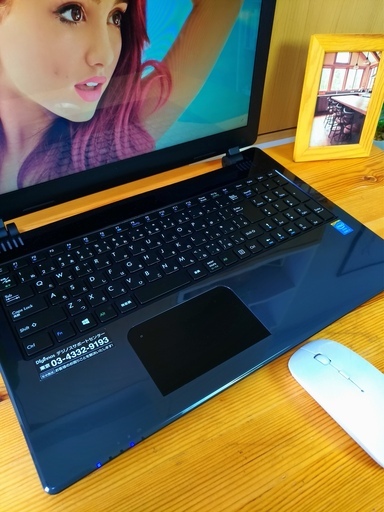 第4世代corei5で大容量500GのドスパラDiginnos★　薄型軽量でかっこいい☆　最新Windows10♪　高速PC　メモリ4G　テンキー付き　カメラ搭載　シルバー光沢　ブラック光沢　最新Windows10　64Bit　大容量500G　銀黒　15.6インチ　マウス付き 　ノートパソコン　無線LAN　Wi-Fi対応 　DVDドライブ 第4世代corei5で大容量500GのドスパラDiginnos☆ 薄型軽量でかっこいい