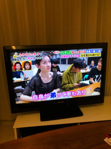 東芝 REGZA 32型 テレビ